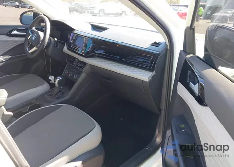 2022 Volkswagen Taos 1.5T S z USA, uszkodzony, nr VIN 3VVDX7B28NM036352